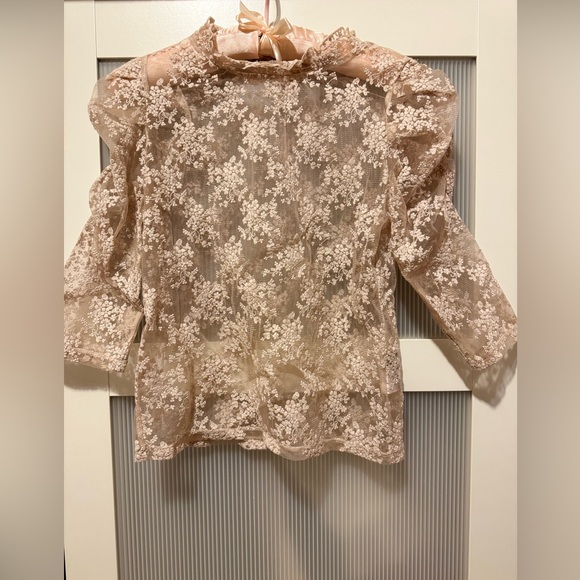 NOELA EMBROIDERED SHEER TOP W/ ADJUSTABLE TANK TOP - Picture 3 of 7